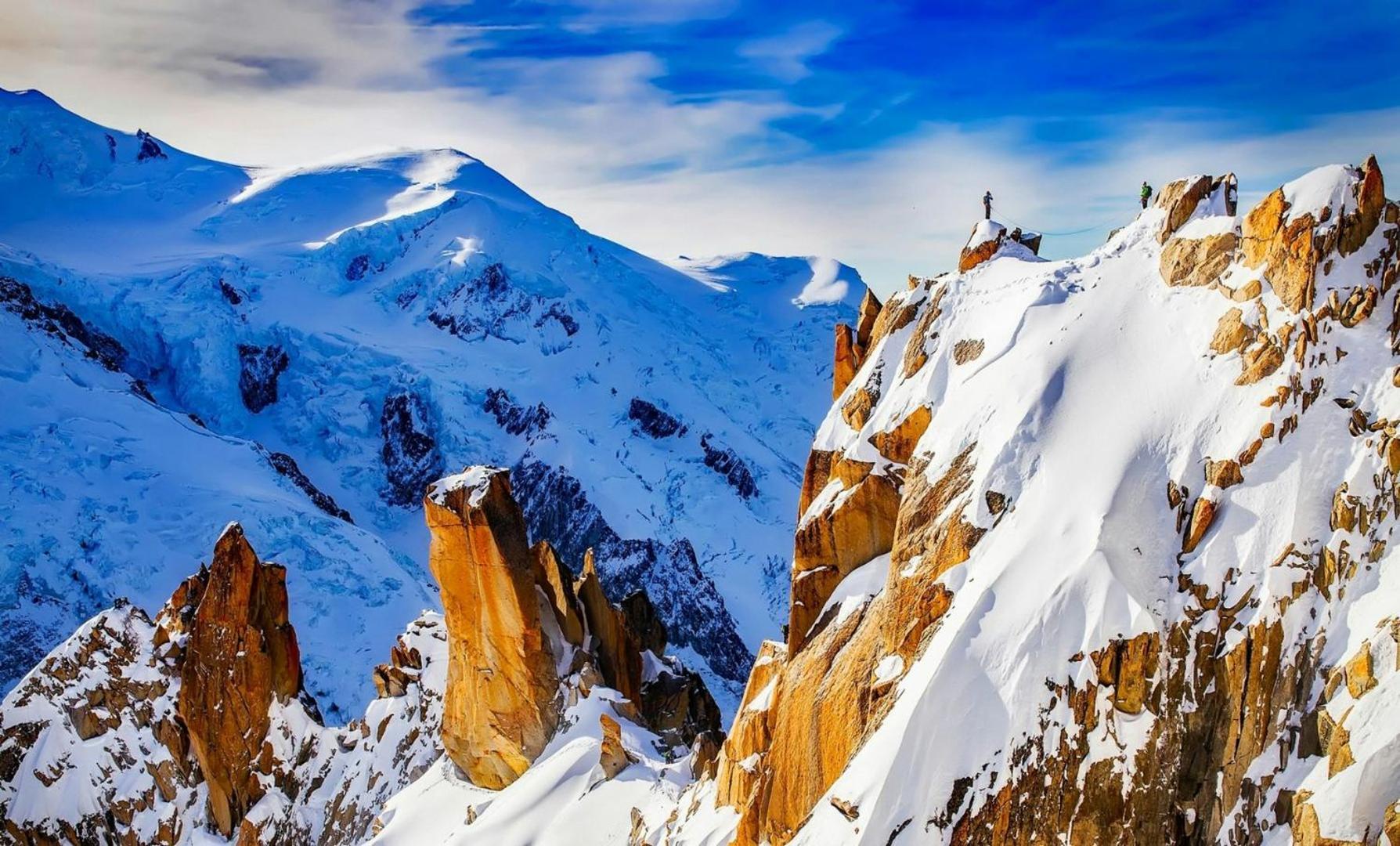 شقة Chamois Blanc Terrasse - A Chamonix Haven Near Aiguille Du Midi المظهر الخارجي الصورة