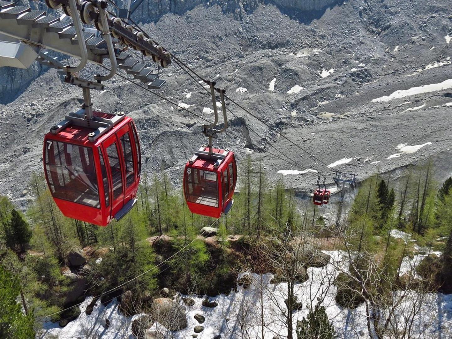 شقة Chamois Blanc Terrasse - A Chamonix Haven Near Aiguille Du Midi المظهر الخارجي الصورة