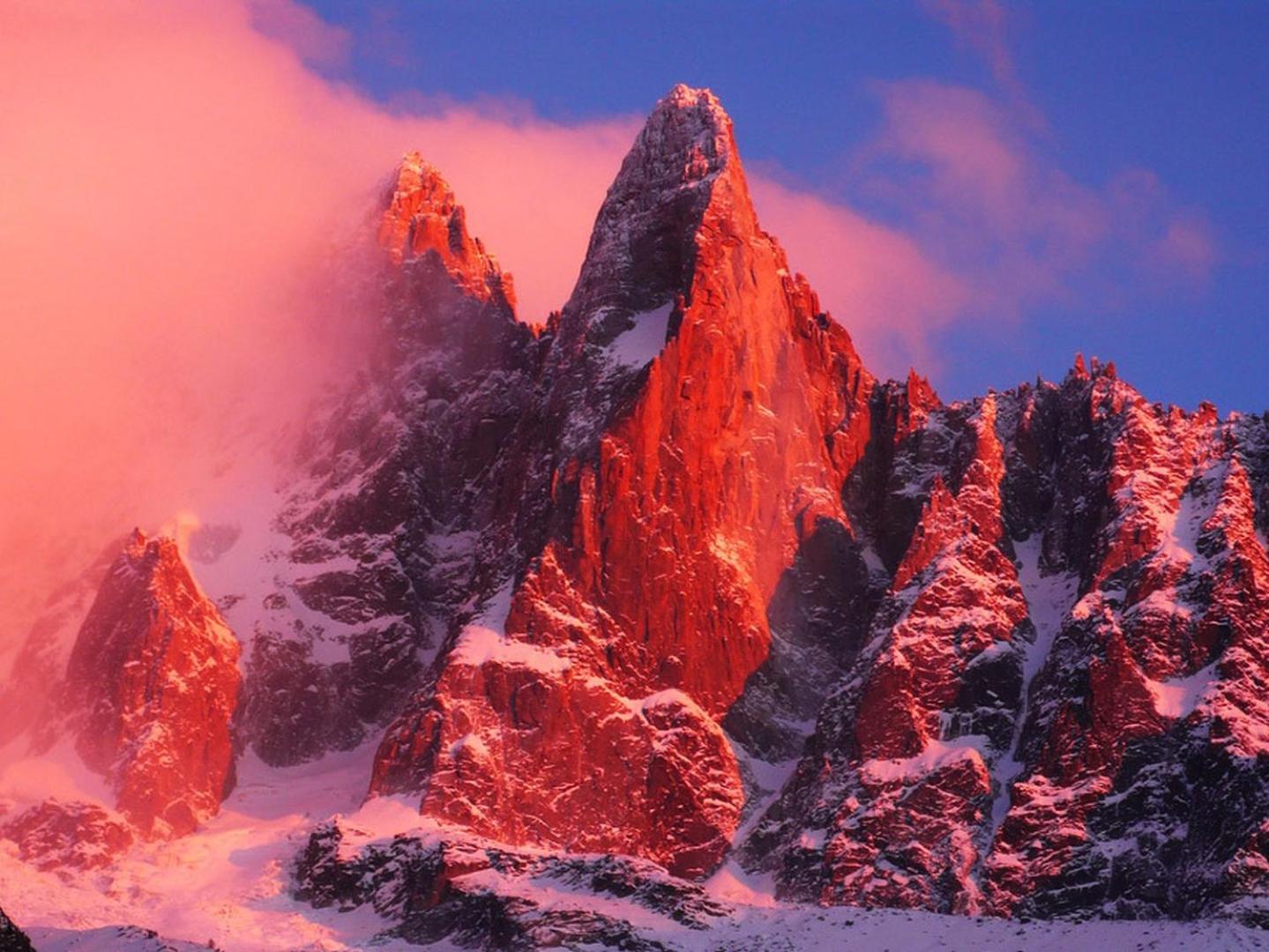 شقة Chamois Blanc Terrasse - A Chamonix Haven Near Aiguille Du Midi المظهر الخارجي الصورة